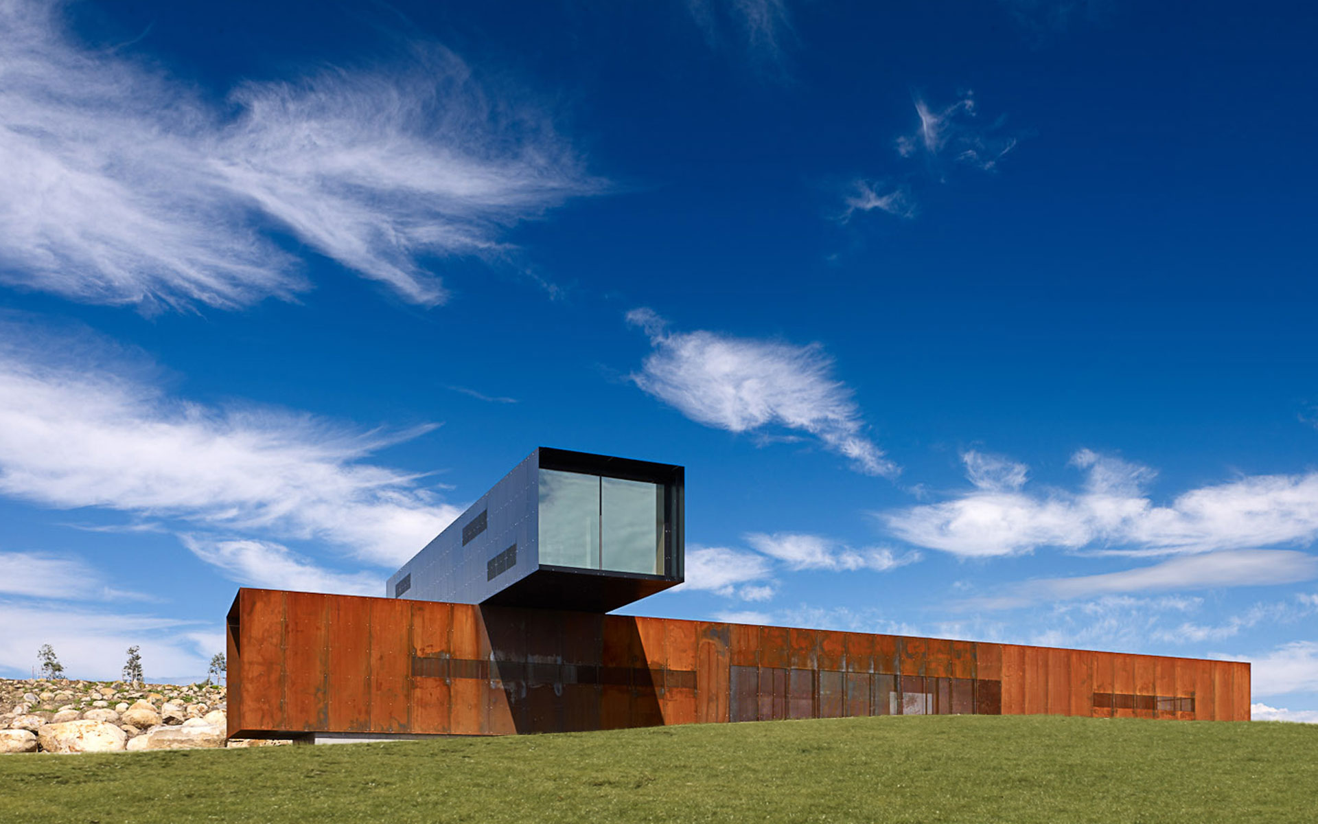 View Hill House + Vineyard Yarra Valley Australia Denton Corker